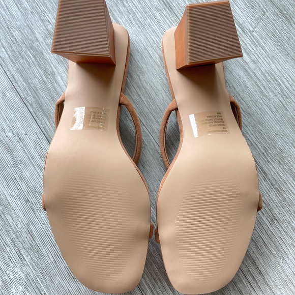 Steve Madden Heels - Size 7 - Only worn once! - Picture 4 of 4